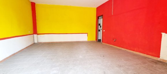 2-Zimmer Doppelhaus in Pratola Serra, Italy, Nr. 132862 2