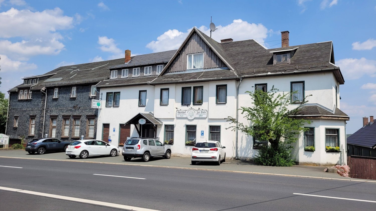 Hotel de 20 habitaciónes en Saalfeld-Rudolstadt, Germany No. 353868