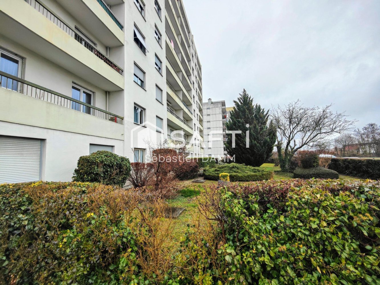 Квартира с 2 спальнями в Мюлуз, Франция № 261021