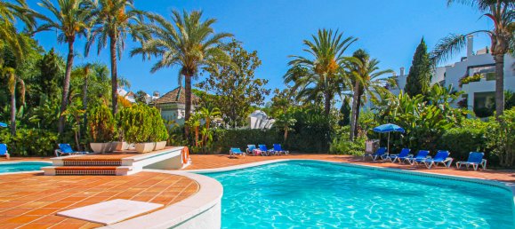 2 chambres Appartement à Marbella, Spain No. 106577 3