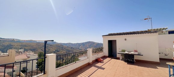 Casa de 3 dormitorios en Málaga, Spain No. 153189 2