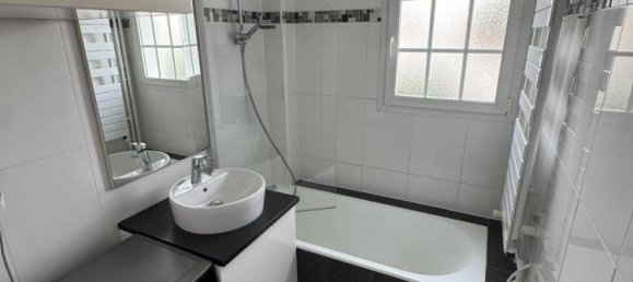 3 Schlafzimmer Wohnung in Bois-Colombes, France, Nr. 330586 5