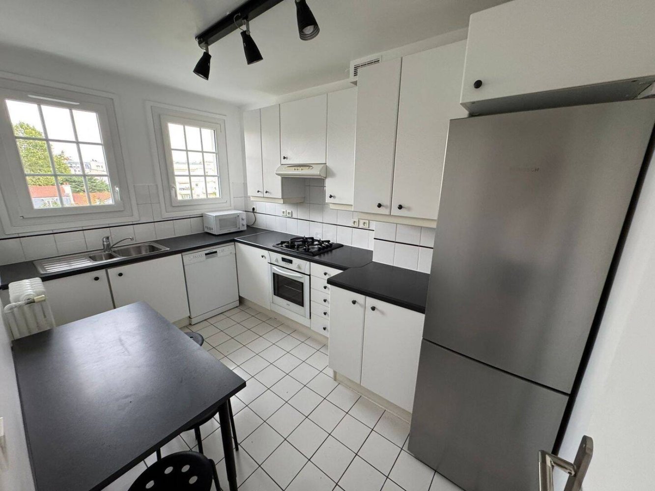 3 Schlafzimmer Wohnung in Bois-Colombes, France, Nr. 330586