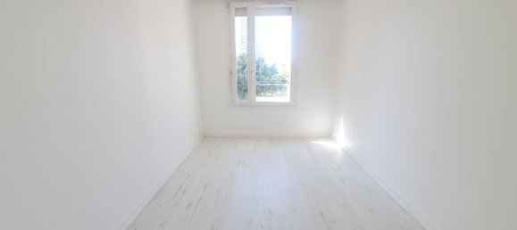 2 bedrooms Apartment in Aniche, France No. 303676 5