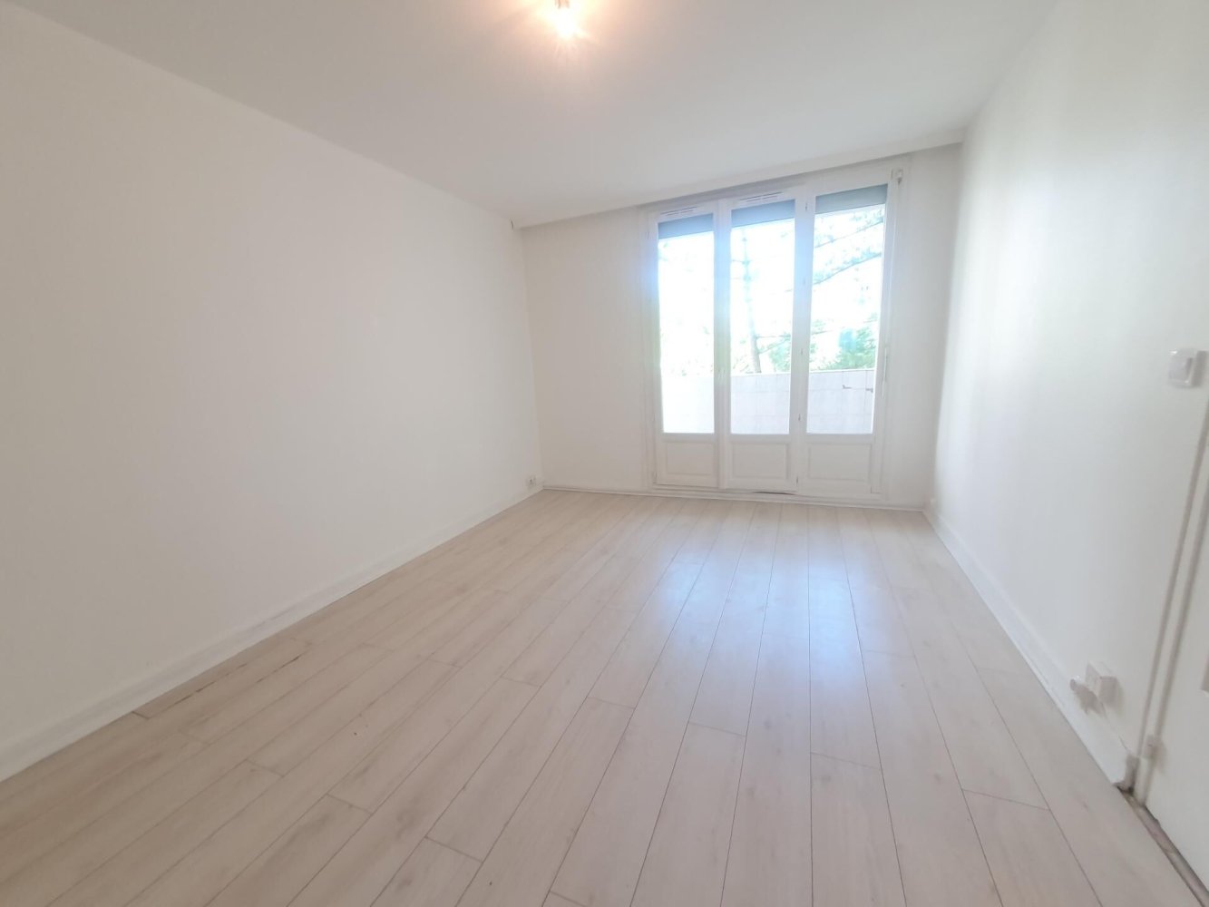 2 bedrooms Apartment in Aniche, France No. 303676