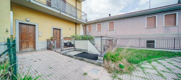 Apartamento de 2 habitaciónes en Casorate Sempione, Italy No. 310612 38