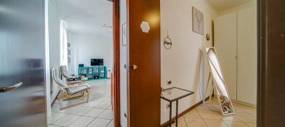 Apartamento de 2 habitaciónes en Casorate Sempione, Italy No. 310612 15