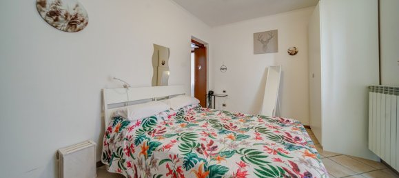 Apartamento de 2 habitaciónes en Casorate Sempione, Italy No. 310612 20