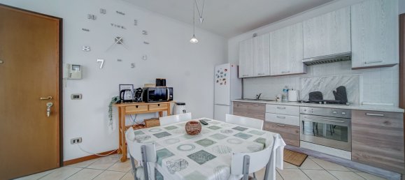 Apartamento de 2 habitaciónes en Casorate Sempione, Italy No. 310612 5