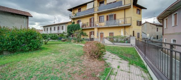 Apartamento de 2 habitaciónes en Casorate Sempione, Italy No. 310612 35