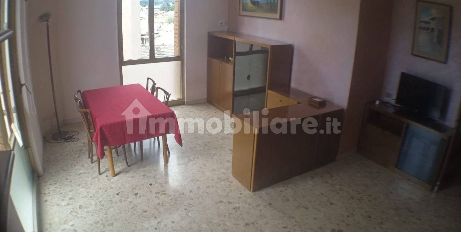 Квартира с 2 спальнями в Кардано аль Кампо, Италия № 288807