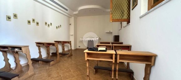 Коммерческая недвижимость 5000м² в Кастельнуово Нигра, Италия № 331433 13