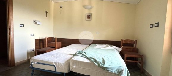 Коммерческая недвижимость 5000м² в Кастельнуово Нигра, Италия № 331433 28