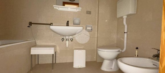 Коммерческая недвижимость 5000м² в Кастельнуово Нигра, Италия № 331433 30