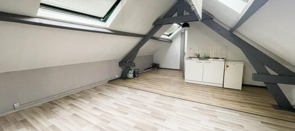 Estacionamiento de 14 habitaciónes en Lens, France No. 48199 6