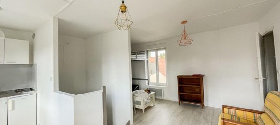 Estacionamiento de 14 habitaciónes en Lens, France No. 48199 17