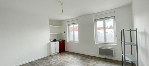 Estacionamiento de 14 habitaciónes en Lens, France No. 48199 21