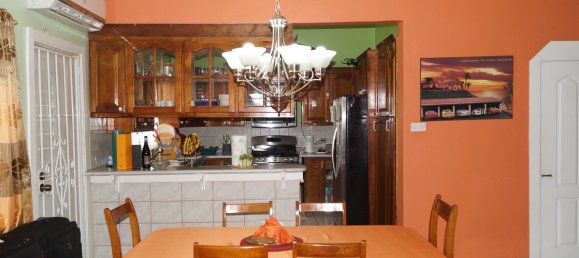 Villa de 4 dormitorios en Basseterre, Saint Kitts and Nevis No. 81 4