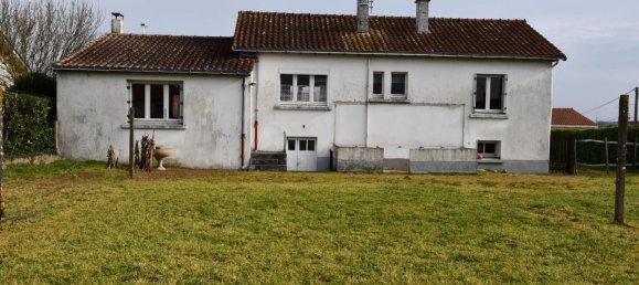 Вилла с 3 спальнями в Жетинье, Франция № 104863 3