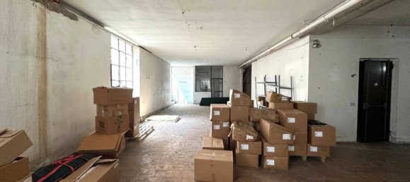 200m² Warehouse in Verona, Italy No. 264625 4