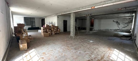 200m² Warehouse in Verona, Italy No. 264625 14