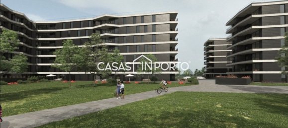 108m² Commercial property in Porto, Portugal No. 149411 4