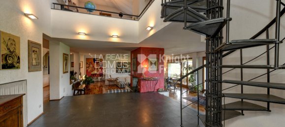 7 bedrooms Villa in San Fermo della Battaglia, Italy No. 56611 15