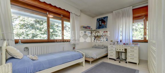 7 bedrooms Villa in San Fermo della Battaglia, Italy No. 56611 45