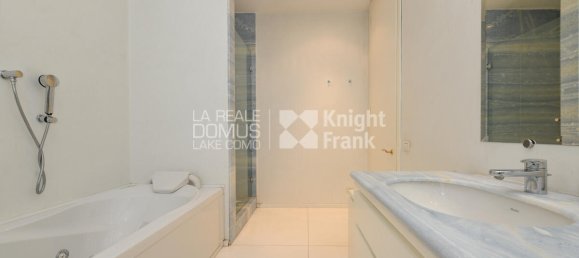 7 bedrooms Villa in San Fermo della Battaglia, Italy No. 56611 32