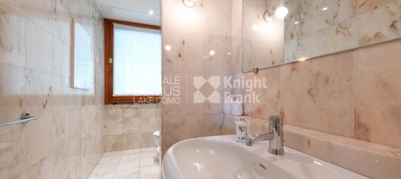 7 bedrooms Villa in San Fermo della Battaglia, Italy No. 56611 22