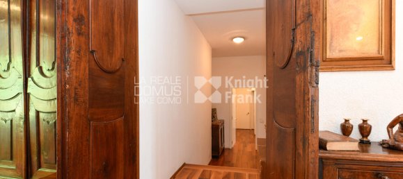 7 bedrooms Villa in San Fermo della Battaglia, Italy No. 56611 21