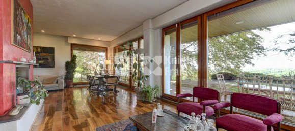 7 bedrooms Villa in San Fermo della Battaglia, Italy No. 56611 8