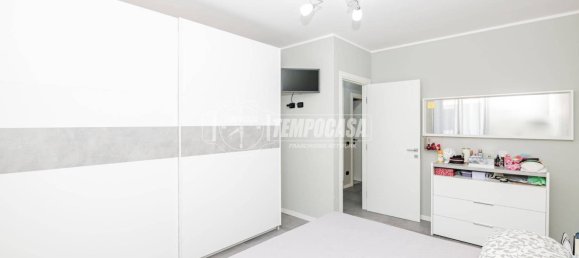 3 bedrooms Villa in Lodi Vecchio, Italy No. 347612 9