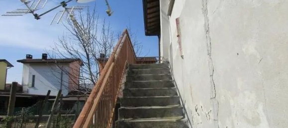 Вилла с 3 комнатами в Кастеллетто ди Брандуццо, Италия № 112318 22