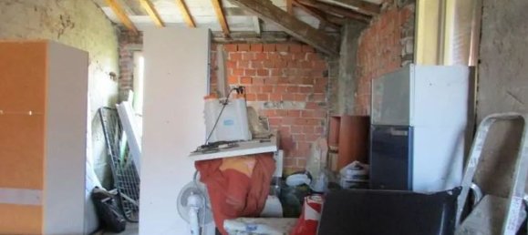 Вилла с 3 комнатами в Кастеллетто ди Брандуццо, Италия № 112318 32