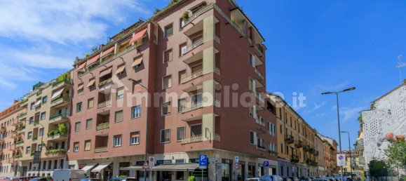 3 bedrooms Apartment in Milan, Italy No. 354230 7