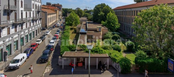 3 bedrooms Apartment in Milan, Italy No. 354230 2