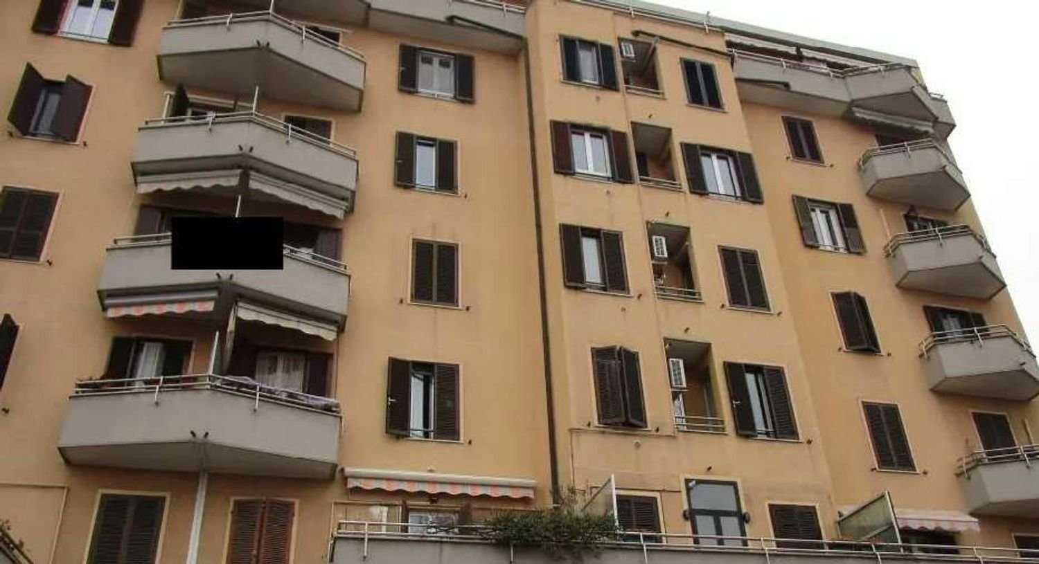 Apartamento T2 em Cologno Monzese, Italy N.º 361102