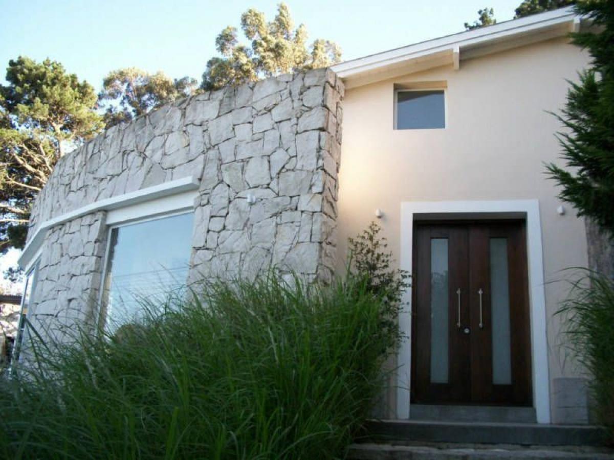 4 chambres Maison à General Pueyrredon, Argentina No. 58445