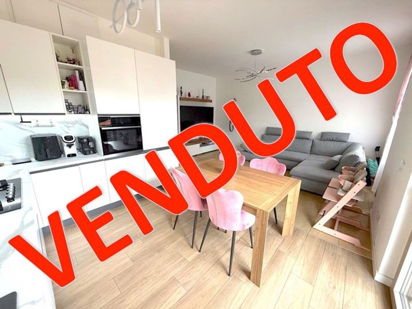 Apartamento de 2 dormitorios en Villasanta, Italy No. 334579