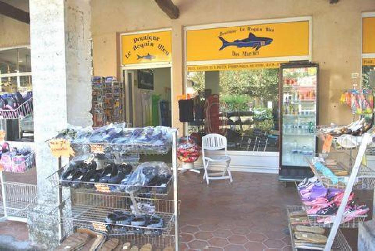 33m² Factory in Cogolin, France No. 18113