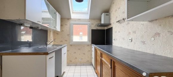 1 bedroom Apartment in Val-d'Oise, France No. 353547 3