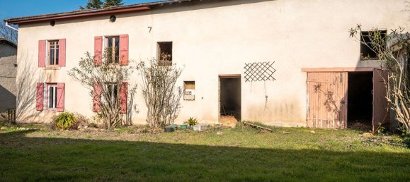 Casa de 3 dormitorios en Chanas, France No. 200856 2