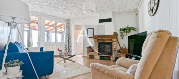 3 Schlafzimmer Haus in Fumel, France, Nr. 310345 14