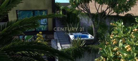 5 bedrooms Villa in Agios Tychonas, Cyprus No. 16249 4