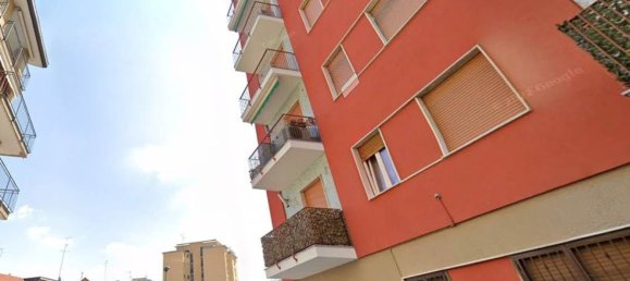 2 rooms Apartment in Sesto San Giovanni, Italy No. 264881 3