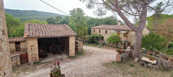20 rooms House in Chiusdino, Italy No. 223420 8