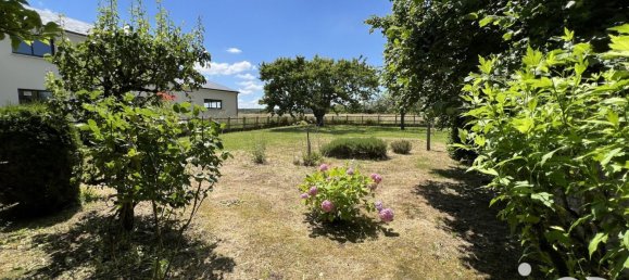 3 bedrooms House in Blois, France No. 260512 2