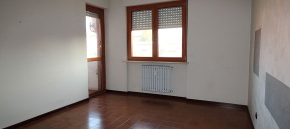 4 rooms Apartment in Alba, Italy No. 191658 3