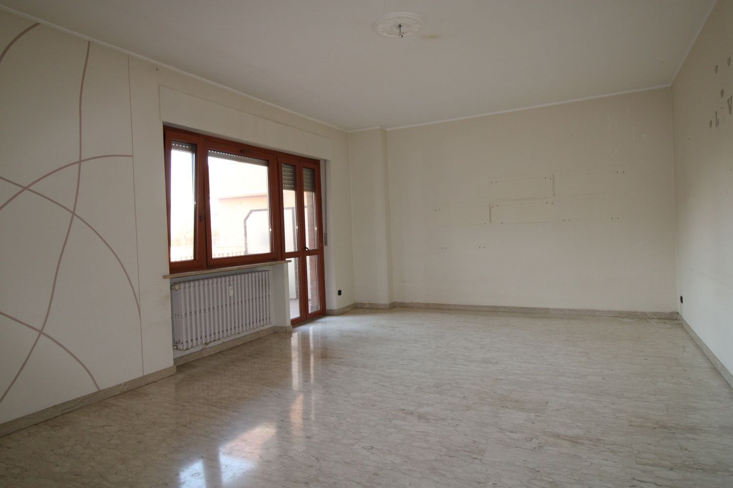 4 rooms Apartment in Alba, Italy No. 191658